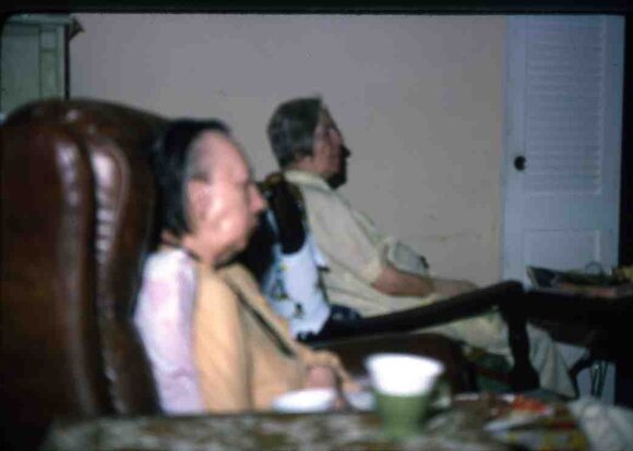 048  August  1977 Mom _amp_ Aunt Helen     447 line road048