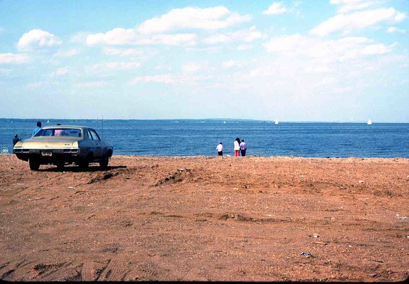048  Sept  1976  Raritan Bay048
