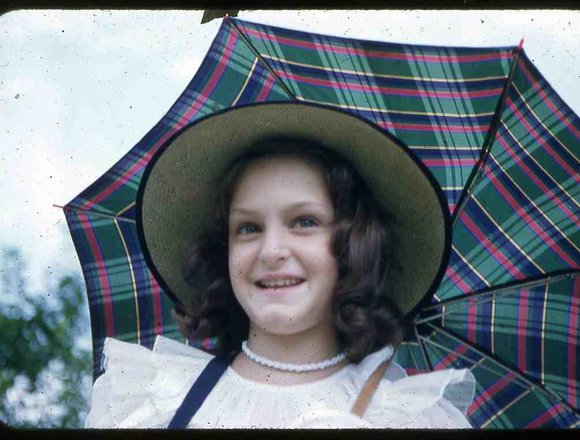 032 Bernadette 1952 Hicksville032