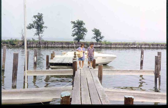 004  1995 claiborne md dock004