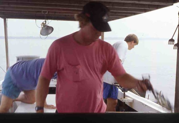 012 al poore  1995 claiborne md crabbin boat012