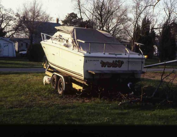 045 boats 1993 claiborne md harbor045