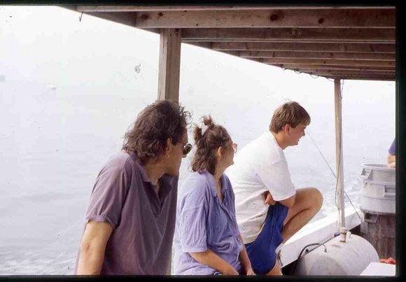 067  1995 claiborne md  crabbin boat067