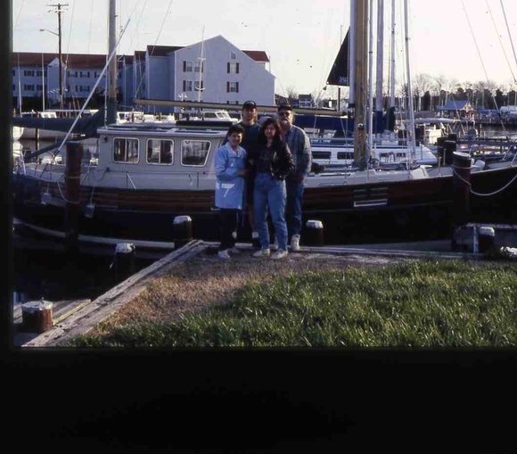070  1993 maryland  docks070