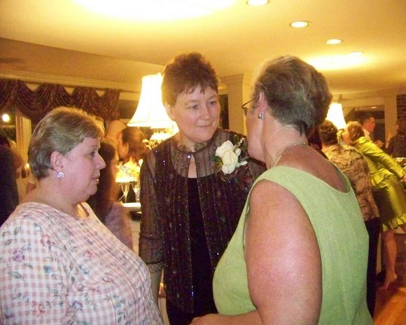 030 Anne _amp_ Guests   030