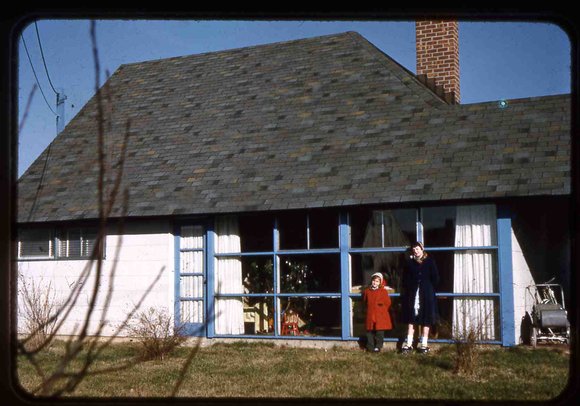 083 Chris _amp_ Bern  Hicksville 1954 083