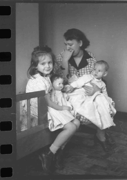 053_Bernadette_Greg_Mom_Mary_Strockbine_camden053