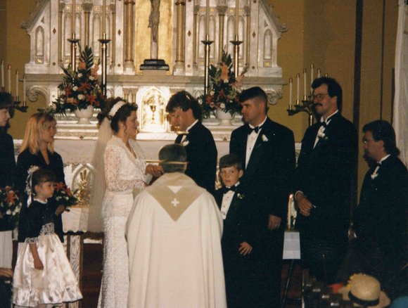 023 Lisa Mclear Wagner_s wedding at the alter023