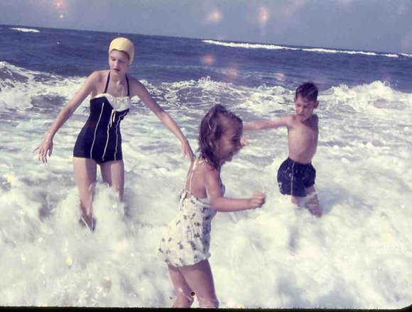 029_Bernadette_Chris_Greg_1956_Jones_Beach029