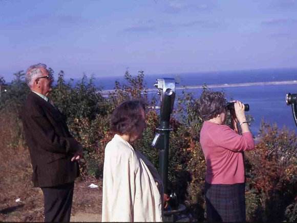 052_Mom_Who_1970_Atlantic_Highlands052