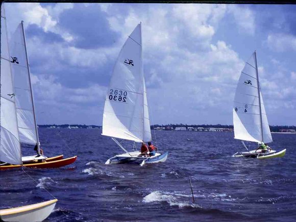053_Aug_1972053