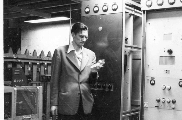 018_Joe_Strockbine_at_work021