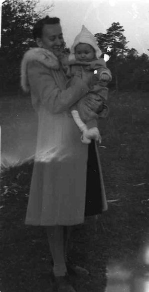 088_Baby_Bernadette_Mary_Molnar_Strockbine_1943088