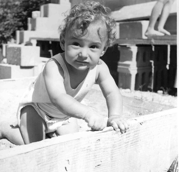 116_Chris_Strockbine_basement_1950116