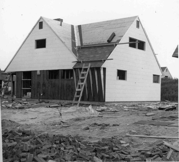 122_building_56_alpine_lane_Hicksville122