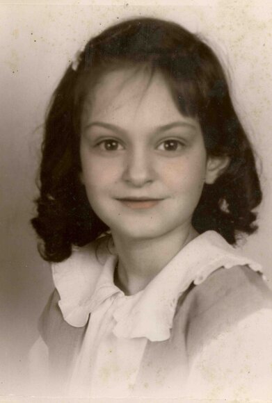 001_Bernadette_001