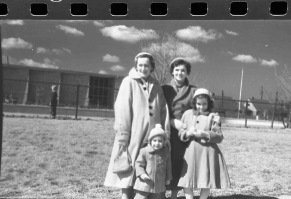 009_Mary_Strockbine_Mary_Molnar_Carr_Bernadette_Chris_Hicksville009