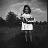 010_Mary_Molnar_Carr_on_the_farm010
