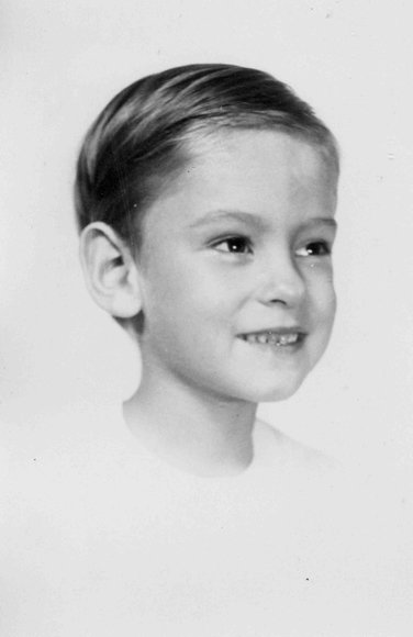 044_Greg_Hicksville044