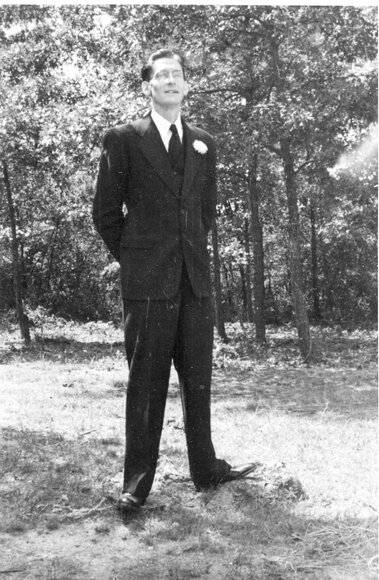 013_Joseph_Strockbine_s_Wedding_Day013