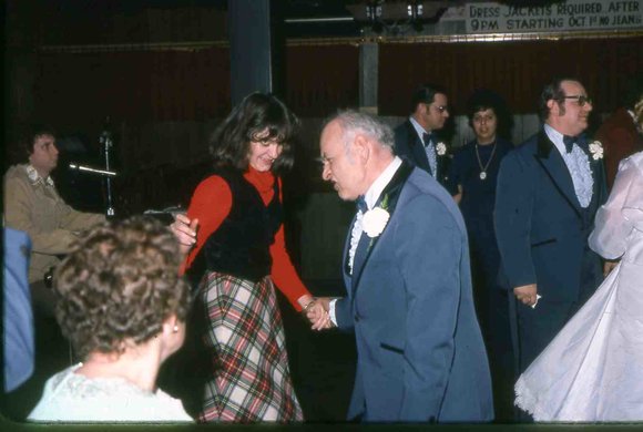 032 barbara knorr_s wedding  january 1977032
