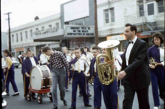 092 chris 1960 Hicksville Band092