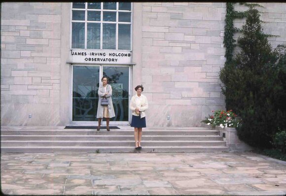 104 chris  _amp_ mom butler unv  1968104