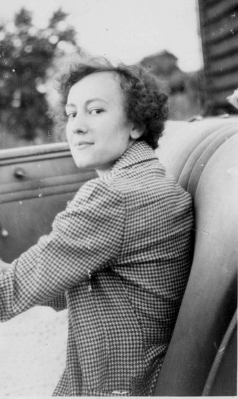 0148_Mary_Molnar_Strockbine148