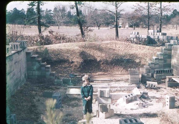 007  molnar farm 1950 dad_s basement  007