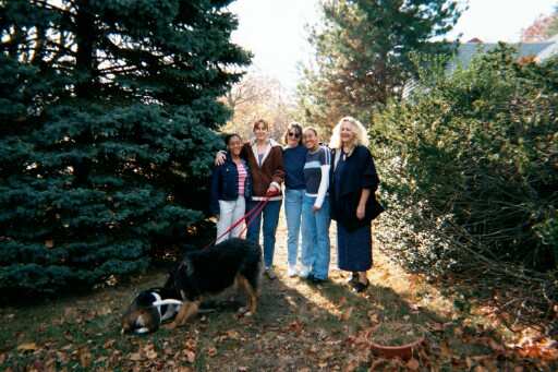 Bern_and_sisters0001